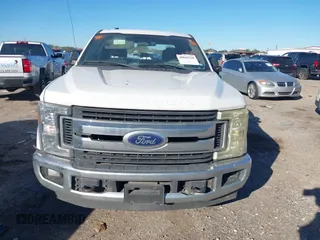 2019 Ford Super Duty F-250 SRW XL with VIN 1FT7W2A61KEG05954, listed as a IAAI auction lot 40849760 with 191,581 mi miles. Bid and sale history available at carsss.com. Image 12.
