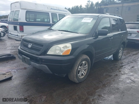 2003 Honda Pilot EX with VIN 2HKYF18523H598445, listed as a IAAI auction lot 41723462 with 234,598 mi miles. Bid and sale history available at carsss.com. Image 2.