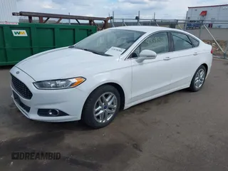 2014 Ford Fusion SE with VIN 1FA6P0HDXE5382549, listed as a IAAI auction lot 41878304 with 232,000 mi miles. Bid and sale history available at carsss.com. Image 2.