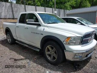 2012 Ram 1500 Lone Star z VIN 1C6RD7GT9CS328943, wystawiony jako IAAI lot #42296866 z przebiegiem 172 535 mil mil oraz . Historia ofert i sprzedaży dostępna na DreamBid. Obrazek 1.