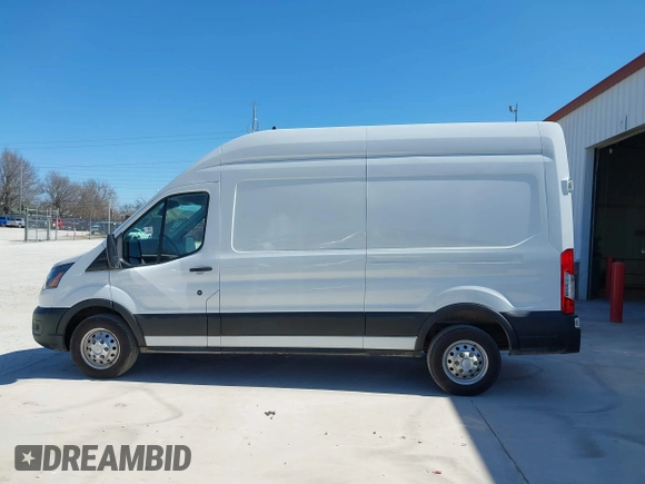 2023 Ford Transit Cargo with VIN 1FTBR2X86PKA51393, listed as a IAAI auction lot 41769269 with 91,032 mi miles and . Bid and sale history available at DreamBid. Image 14.