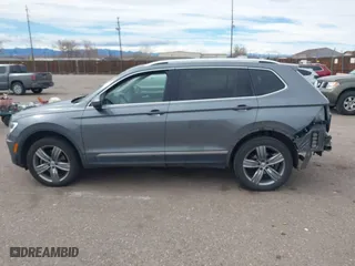 2020 Volkswagen Tiguan SE with VIN 3VV2B7AX3LM103195, listed as a IAAI auction lot 41847710 with 40,782 mi miles. Bid and sale history available at carsss.com. Image 15.