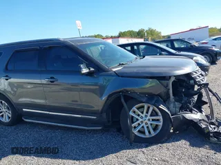2016 Ford Explorer XLT with VIN 1FM5K7DH6GGA88588, listed as a IAAI auction lot 40562984 with 68,518 mi miles and . Bid and sale history available at carsss.com. Image 13.