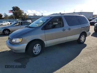 1999 Toyota Sienna LE with VIN 4T3ZF13C5XU144781, listed as a Copart auction lot 48932535 with 216,436 mi miles and Salvage Title. Bid and sale history available at carsss.com. Image 1.