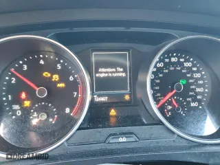 2020 Volkswagen Tiguan SE with VIN 3VV3B7AX6LM137524, listed as a Copart auction lot 49268985 with 124,407 mi miles and Salvage Title. Bid and sale history available at carsss.com. Image 9.