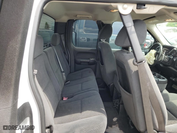 2007 Chevrolet Silverado 1500 LT w/1LT with VIN 1GCEC19J57Z521185, listed as a Copart auction lot 65677314 with 243,650 mi miles and Non Repairable. Bid and sale history available at carsss.com. Image 10.