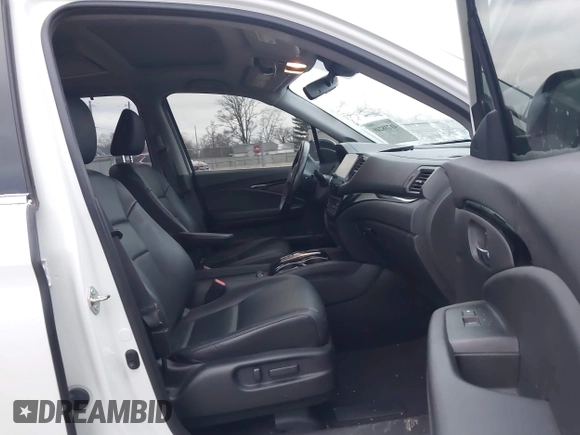 2020 Honda Pilot Touring 8-Passenger with VIN 5FNYF6H96LB056229, listed as a IAAI auction lot 41738249 with 65,099 mi miles and . Bid and sale history available at DreamBid. Image 5.