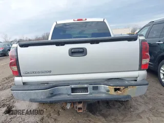 2006 Chevrolet Silverado 1500 LT1 with VIN 2GCEK13T261240787, listed as a IAAI auction lot 41694516 with 319,324 mi miles. Bid and sale history available at carsss.com. Image 16.
