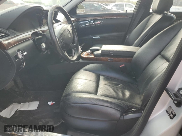 2007 Mercedes-Benz S 550 with VIN WDDNG71X17A127680, listed as a Copart auction lot 61382985 with 268,493 mi miles and Salvage title. Bid and sale history available at DreamBid. Image 7.