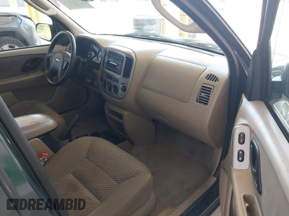 2003 Ford Escape XLT Popular 2 with VIN 1FMCU931X3KC16646, listed as a IAAI auction lot 42160863 with 130,603 mi miles and . Bid and sale history available at DreamBid. Image 5.