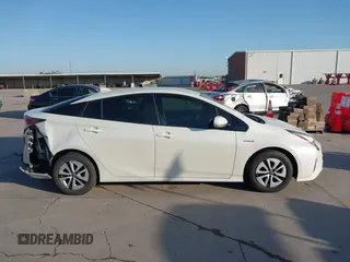 2017 Toyota Prius Two with VIN JTDKARFU4H3535752, listed as a IAAI auction lot 41975718 with 304,314 mi miles. Bid and sale history available at carsss.com. Image 14.