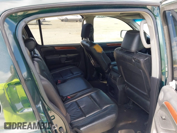 2008 Infiniti QX56 with VIN 5N3AA08D98N908053, listed as a IAAI auction lot 41915120 with 195,652 mi miles. Bid and sale history available at carsss.com. Image 8.