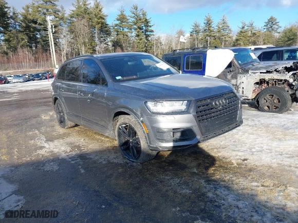 2017 Audi Q7 Prestige with VIN WA1VABF76HD046837, listed as a IAAI auction lot 41467499 with 116,011 mi miles. Bid and sale history available at carsss.com. Image 1.