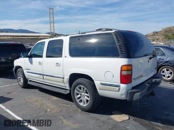 2001 GMC Yukon XL SLE with VIN 3GKFK16TX1G276201, listed as a IAAI auction lot 41537220 with 150,495 mi miles. Bid and sale history available at carsss.com. Image 3.
