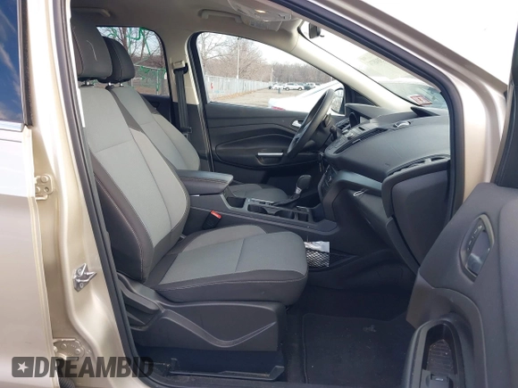 2017 Ford Escape SE with VIN 1FMCU9GD6HUD07252, listed as a IAAI auction lot 41584876 with 83,556 mi miles. Bid and sale history available at carsss.com. Image 5.