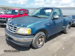 2001 Ford F-150 XL z VIN 2FTZF07261CA05467, wystawiony jako IAAI lot #42250217 z przebiegiem Nie podano mil oraz . Historia ofert i sprzedaży dostępna na DreamBid. Obrazek 2.