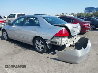 2006 Honda Accord EX с VIN 1HGCM56736A167038, выставлен на аукционе IAAI как лот 42464608 с пробегом 193 989 миль миль и . История ставок и продаж доступна на DreamBid. Изображение 3.