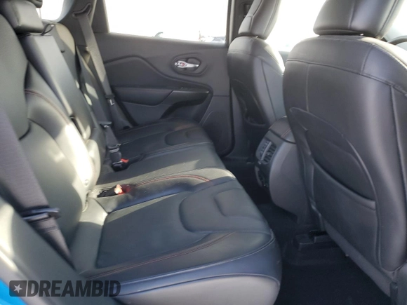 2019 Jeep Cherokee Trailhawk Elite with VIN 1C4PJMBX8KD433221, listed as a Copart auction lot 48699175 with 75,211 mi miles and Clean Title. Bid and sale history available at carsss.com. Image 11.