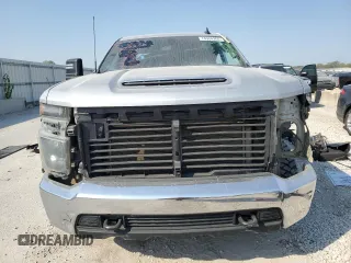 2020 Chevrolet Silverado 3500HD LT with VIN 1GC4YTE70LF204431, listed as a Copart auction lot 74904264 with 52,151 mi miles and Salvage Title. Bid and sale history available at carsss.com. Image 5.
