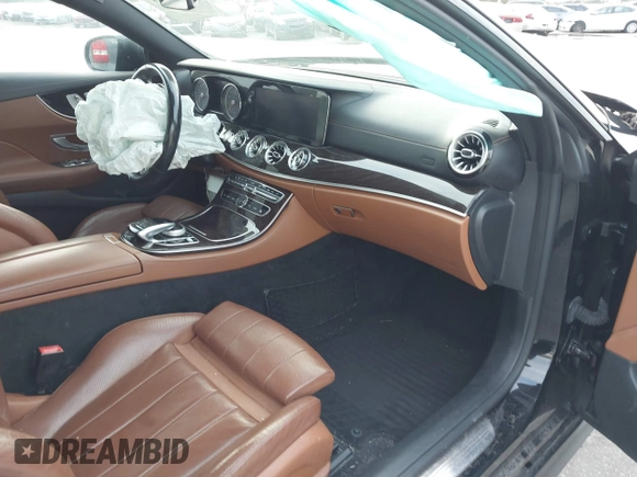2019 Mercedes-Benz E with VIN WDD1J6HB4KF107584, listed as a IAAI auction lot 41402861 with 84,356 mi miles. Bid and sale history available at carsss.com. Image 5.