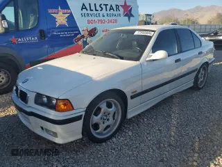 1997 BMW M3 with VIN WBSCD032XVEE11393, listed as a Copart auction lot 72560804 with 195,456 mi miles and Salvage title. Bid and sale history available at DreamBid. Image 1.