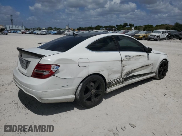 2014 Mercedes-Benz C 250 with VIN WDDGJ4HB5EG197566, listed as a Copart auction lot 53787975 with 124,003 mi miles and Salvage Title. Bid and sale history available at DreamBid. Image 3.