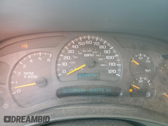 2003 Chevrolet Silverado 1500HD LS z VIN 1GCGC13U73F121877, wystawiony jako Copart lot #59104175 z przebiegiem 283 775 mil mil oraz Czysty tytuł • Clean title. Historia ofert i sprzedaży dostępna na DreamBid. Obrazek 9.