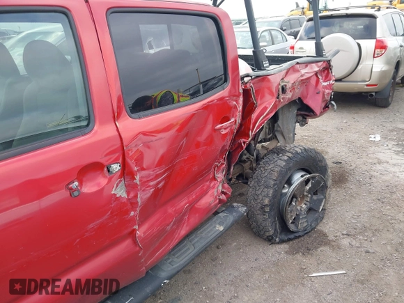 2012 Toyota Tacoma with VIN 3TMMU4FN0CM044792, listed as a IAAI auction lot 42383355 with 139,376 mi miles and . Bid and sale history available at DreamBid. Image 6.
