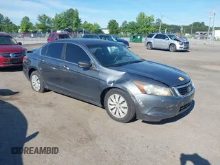 2008 Honda Accord LX z VIN 1HGCP26378A155710, wystawiony jako IAAI lot #42301881 z przebiegiem 175 845 mil mil oraz . Historia ofert i sprzedaży dostępna na DreamBid. Obrazek 1.