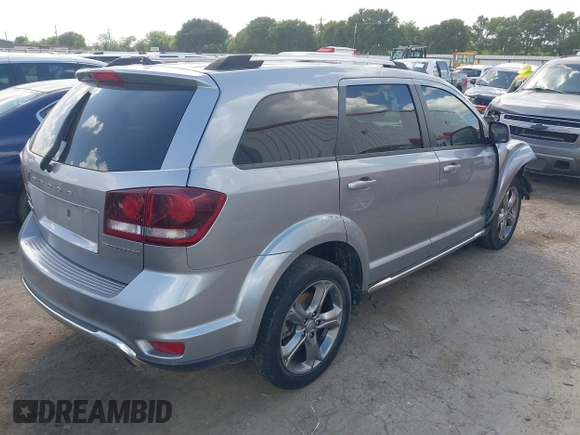 2017 Dodge Journey Crossroad Plus z VIN 3C4PDCGB7HT617499, wystawiony jako IAAI lot #42531173 z przebiegiem 176 182 mil mil oraz . Historia ofert i sprzedaży dostępna na DreamBid. Obrazek 4.