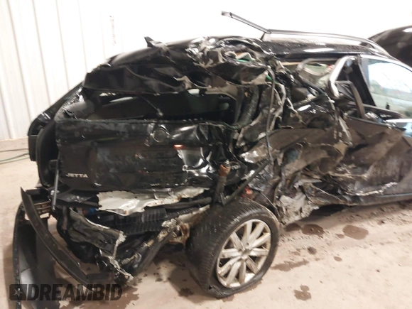 2012 Volkswagen Jetta TDI with VIN 3VWML7AJ9CM672579, listed as a IAAI auction lot 42063797 with 155,811 mi miles and . Bid and sale history available at DreamBid. Image 6.