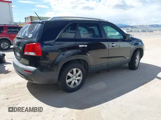 2011 Kia Sorento LX with VIN 5XYKTDA13BG003955, listed as a IAAI auction lot 42149296 with 192,519 mi miles. Bid and sale history available at carsss.com. Image 4.