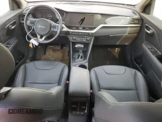 2022 Kia Niro Touring SE with VIN KNDCC3LC8N5532988, listed as a Copart auction lot 68853564 with 13,535 mi miles and Salvage Title. Bid and sale history available at carsss.com. Image 8.