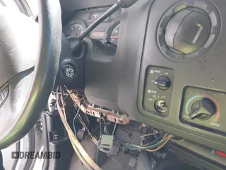 2012 Ford Econoline Passenger XL с VIN 1FMNE1BW8CDA28281, выставлен на аукционе IAAI как лот 42515949 с пробегом Не указан миль и . История ставок и продаж доступна на DreamBid. Изображение 18.