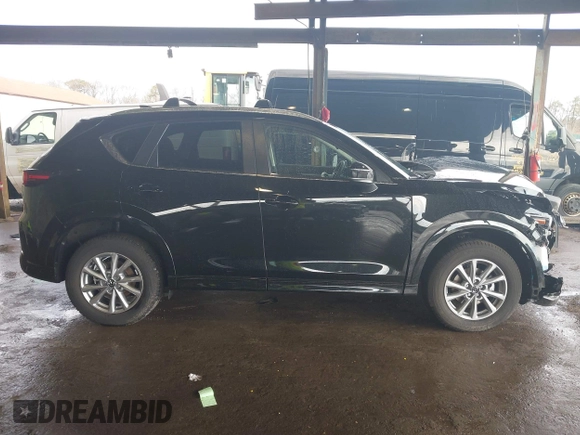 2025 Mazda CX-5 2.5 S Preferred Package with VIN JM3KFBCL8S0569116, listed as a IAAI auction lot 41733669 with 10,131 mi miles. Bid and sale history available at carsss.com. Image 14.