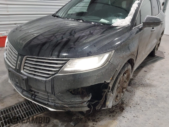 2016 Lincoln MKC Premier with VIN 5LMCJ1D94GUJ18170, listed as a IAAI auction lot 41374020 with 156,591 mi miles and . Bid and sale history available at DreamBid. Image 6.
