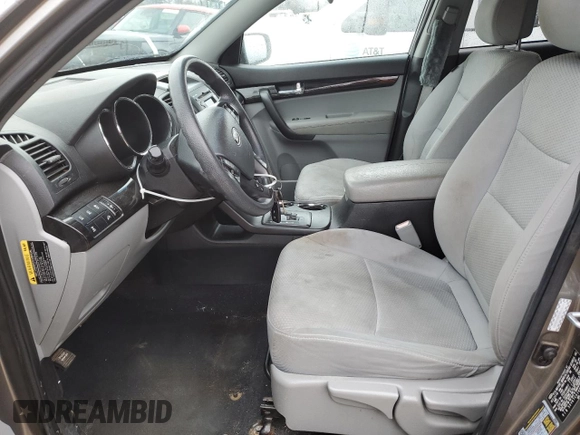 2011 Kia Sorento LX with VIN 5XYKTCA16BG121055, listed as a Copart auction lot 42172485 with 172,717 mi miles and Salvage Title. Bid and sale history available at carsss.com. Image 7.