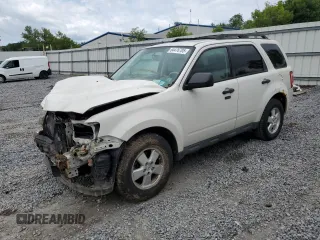 2012 Ford Escape XLT z VIN 1FMCU9D76CKB47442, wystawiony jako Copart lot #64476705 z przebiegiem 197 895 mil mil oraz Szkoda całkowita • Salvage title. Historia ofert i sprzedaży dostępna na DreamBid. Obrazek 1.