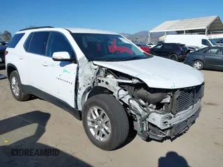 2019 Chevrolet Traverse LT Cloth with VIN 1GNERGKW7KJ203638, listed as a IAAI auction lot 41852018 with 98,677 mi miles. Bid and sale history available at carsss.com. Image 1.