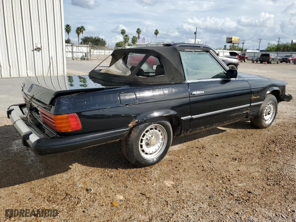 1982 Mercedes-Benz 380 Series 380SL with VIN WDBBA45A0CB015197, listed as a Copart auction lot 77005124 with NaN miles and Clean Title. Bid and sale history available at carsss.com. Image 3.