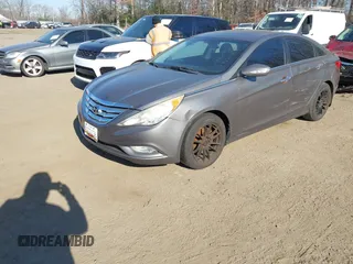 2011 Hyundai Sonata SE with VIN 5NPEC4AC3BH133760, listed as a IAAI auction lot 41675064 with 195,298 mi miles. Bid and sale history available at carsss.com. Image 2.