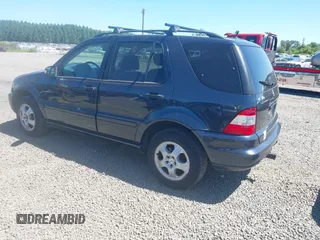 2002 Mercedes-Benz M 320/430/500 с VIN 4JGAB54EX2A340282, выставлен на аукционе IAAI как лот 42237129 с пробегом 179 374 миль миль и . История ставок и продаж доступна на DreamBid. Изображение 3.