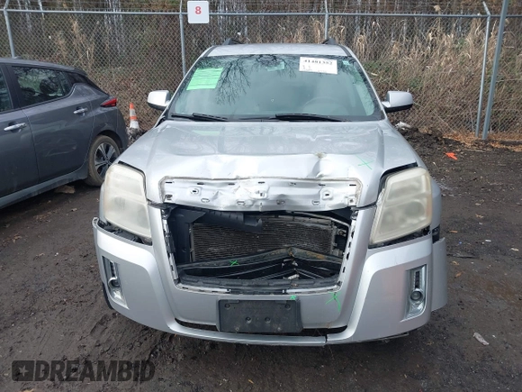 2011 GMC Terrain SLT-1 with VIN 2CTFLUE58B6331811, listed as a IAAI auction lot 41481352 with 133,283 mi miles and . Bid and sale history available at carsss.com. Image 12.