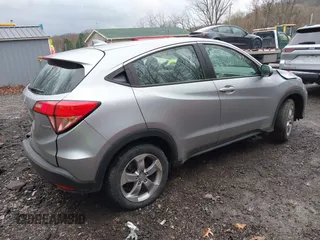 2018 Honda HR-V LX with VIN 3CZRU6H32JG728908, listed as a IAAI auction lot 41924812 with 69,315 mi miles. Bid and sale history available at carsss.com. Image 4.