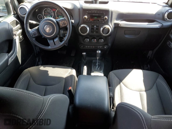 2018 Jeep Wrangler Unlimited Sahara z VIN 1C4BJWEG9JL835996, wystawiony jako Copart lot #51099005 z przebiegiem 42 962 mil mil oraz Szkoda całkowita • Salvage title. Historia ofert i sprzedaży dostępna na DreamBid. Obrazek 8.