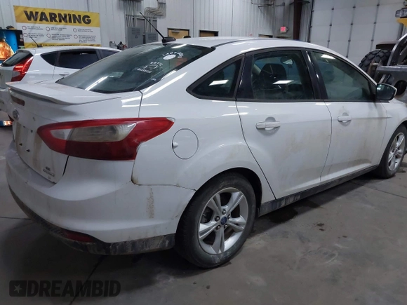 2012 Ford Focus SE с VIN 1FAHP3F2XCL429258, выставлен на аукционе IAAI как лот 41906572 с пробегом 225 451 миль миль и . История ставок и продаж доступна на DreamBid. Изображение 4.