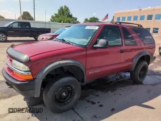 1998 Chevrolet Blazer LS with VIN 1GNCT18W5WK236585, listed as a Copart auction lot 62900435 with 123,272 mi miles and Salvage title. Bid and sale history available at DreamBid. Image 1.