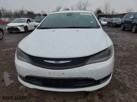2015 Chrysler 200 S with VIN 1C3CCCBG8FN665275, listed as a Copart auction lot 46644305 with 153,144 mi miles and Clean Title. Bid and sale history available at carsss.com. Image 5.