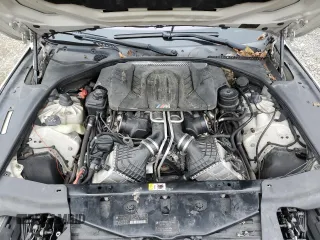 2014 BMW M6 z VIN WBS6C9C5XED467254, wystawiony jako Copart lot #50335275 z przebiegiem 67 534 mil mil oraz Szkoda całkowita • Salvage title. Historia ofert i sprzedaży dostępna na DreamBid. Obrazek 11.