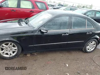 2006 Mercedes-Benz E 350 with VIN WDBUF87J76X184090, listed as a IAAI auction lot 42150546 with 149,647 mi miles and . Bid and sale history available at carsss.com. Image 14.